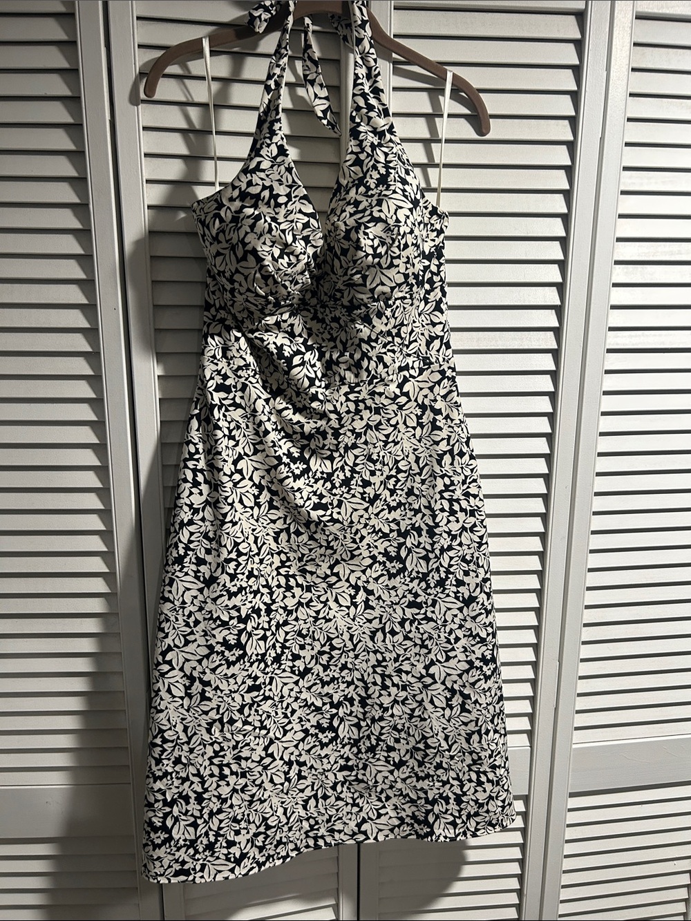 White House Black Market Black & White Floral Halter Midi Dress